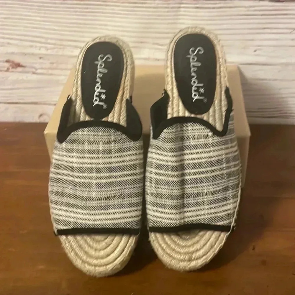 Splendid sandals